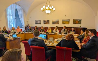 Oděvní banka jako partner kulatého stolu v Poslanecké sněmovně