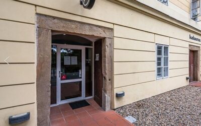 Oděvní banka na nové adrese